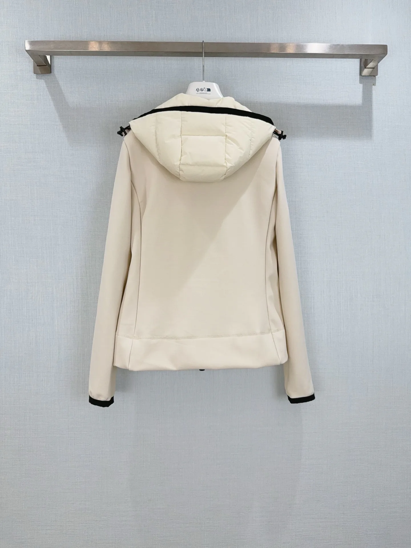 Куртки И Пуховики Женские Moncler 18474209
