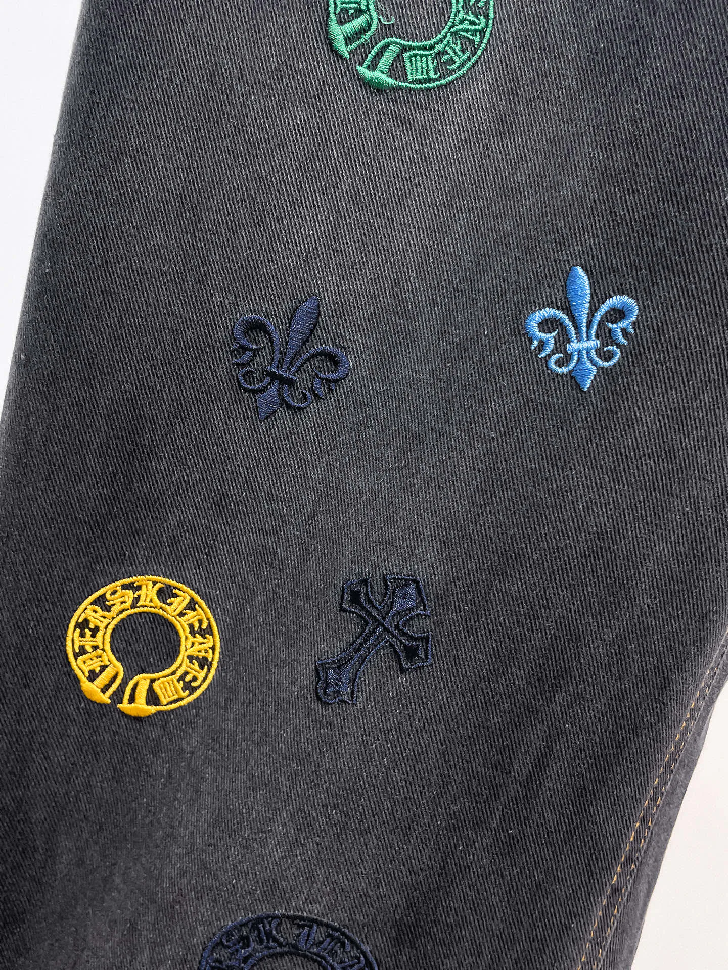Джинсы Мужские Chrome Hearts 18345651