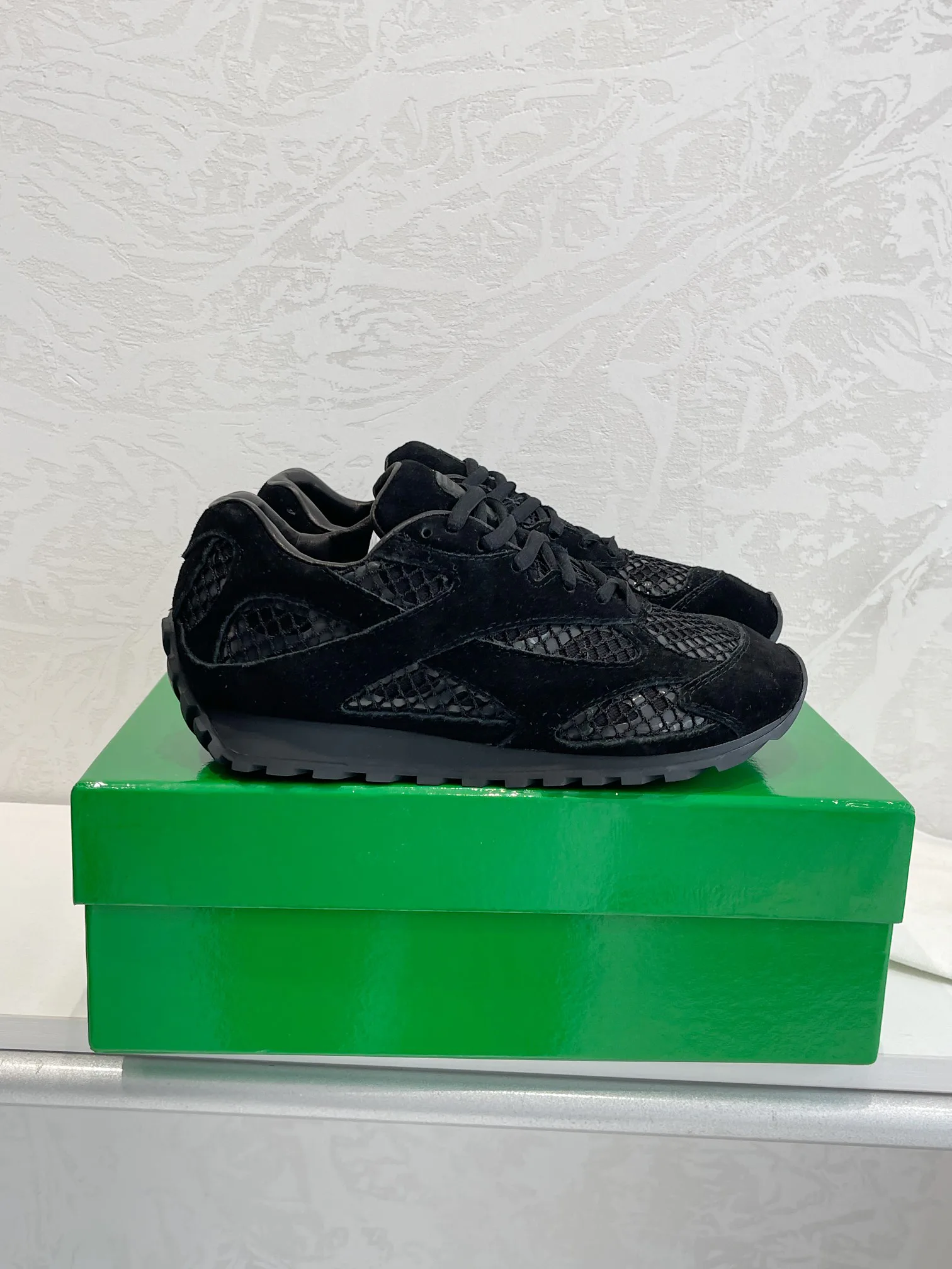 Кроссовки Женские Bottega Veneta 11677107