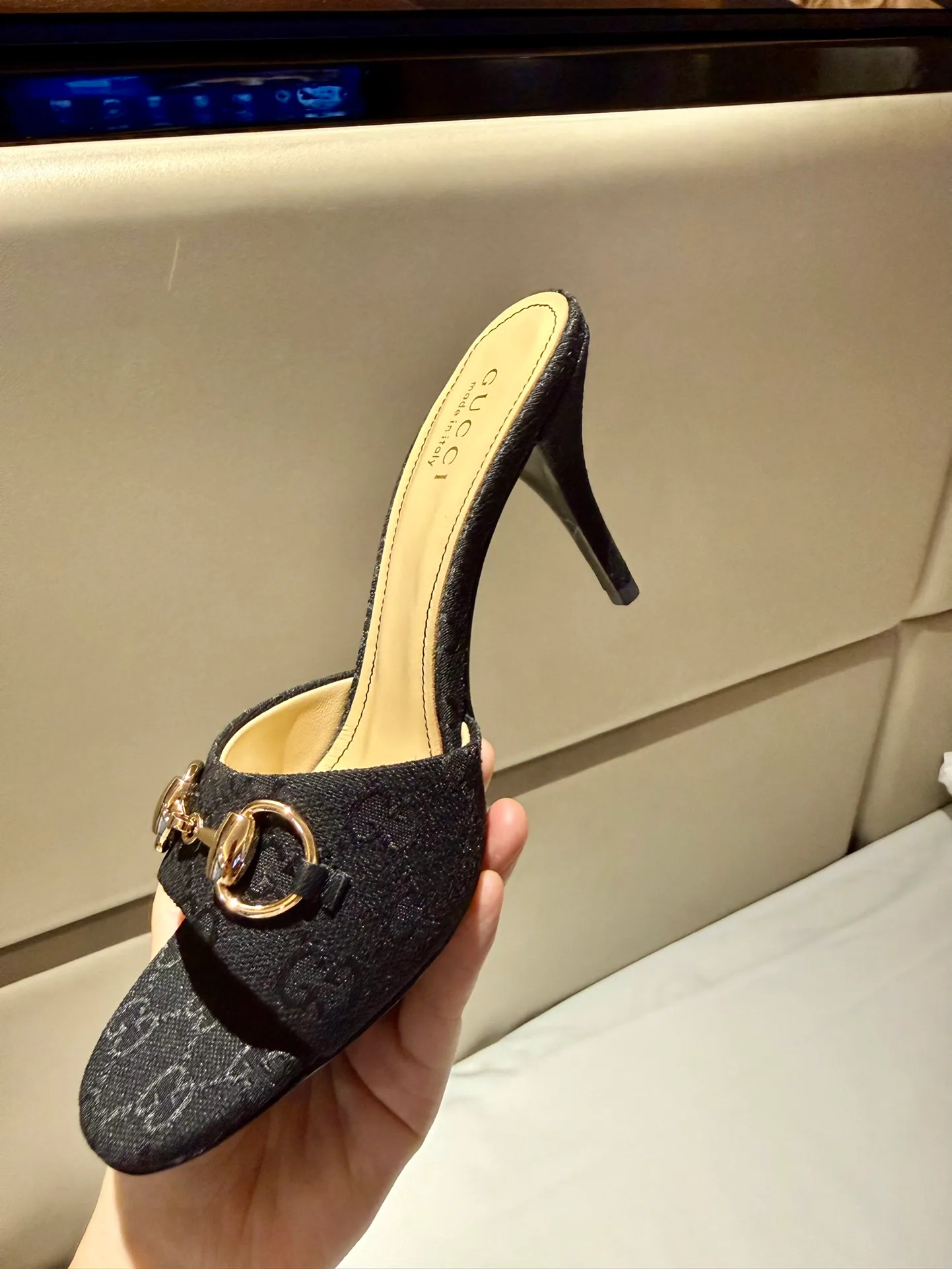Босоножки Женские Gucci 11693119