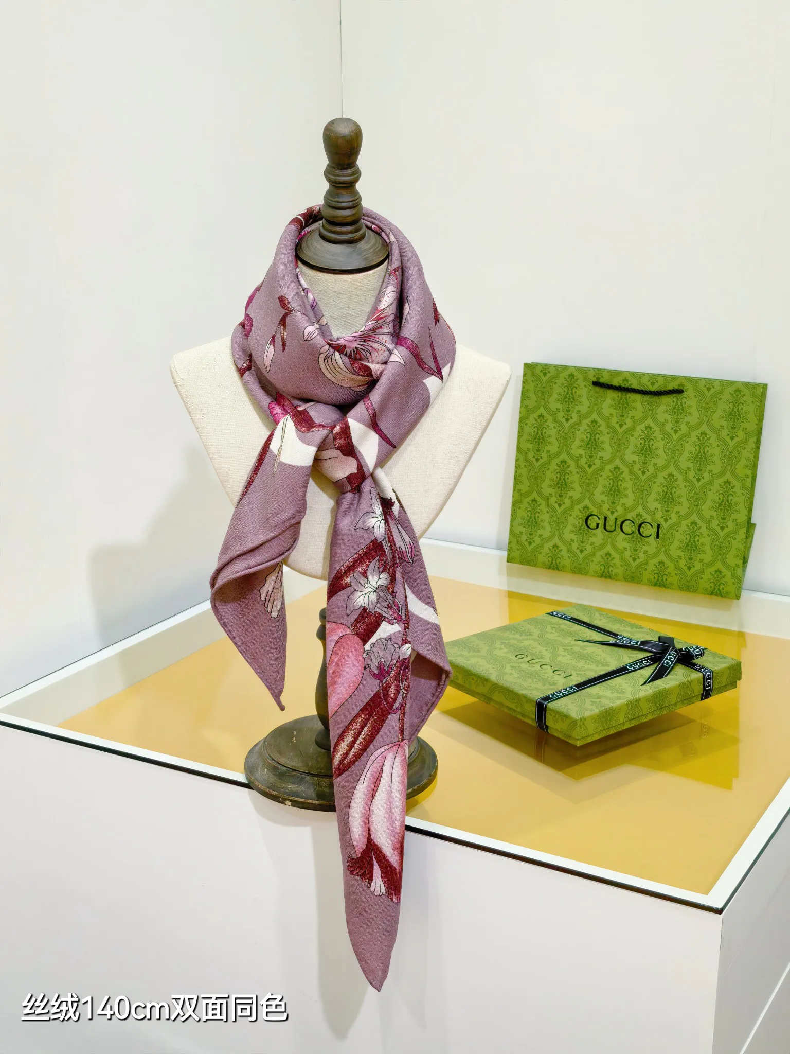 Шарфы Gucci 11362375