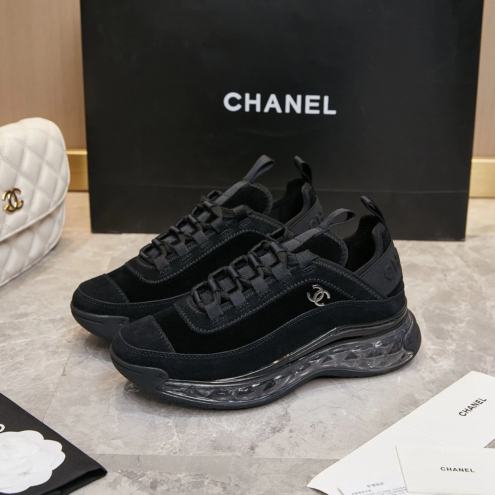 Кроссовки Женские Chanel 11025422