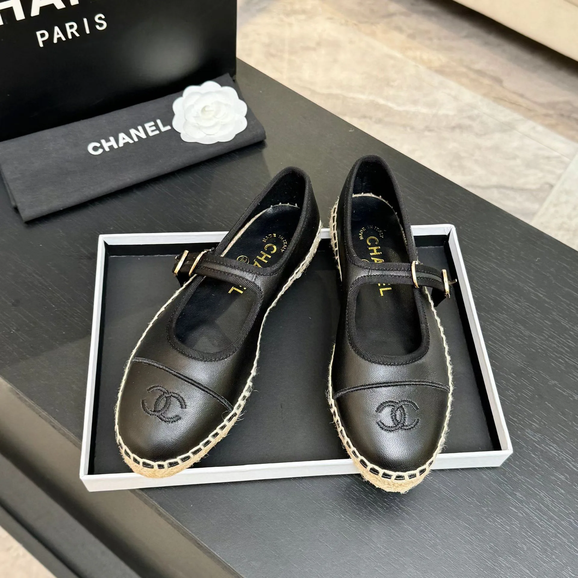 Туфли Женские Chanel 17524753