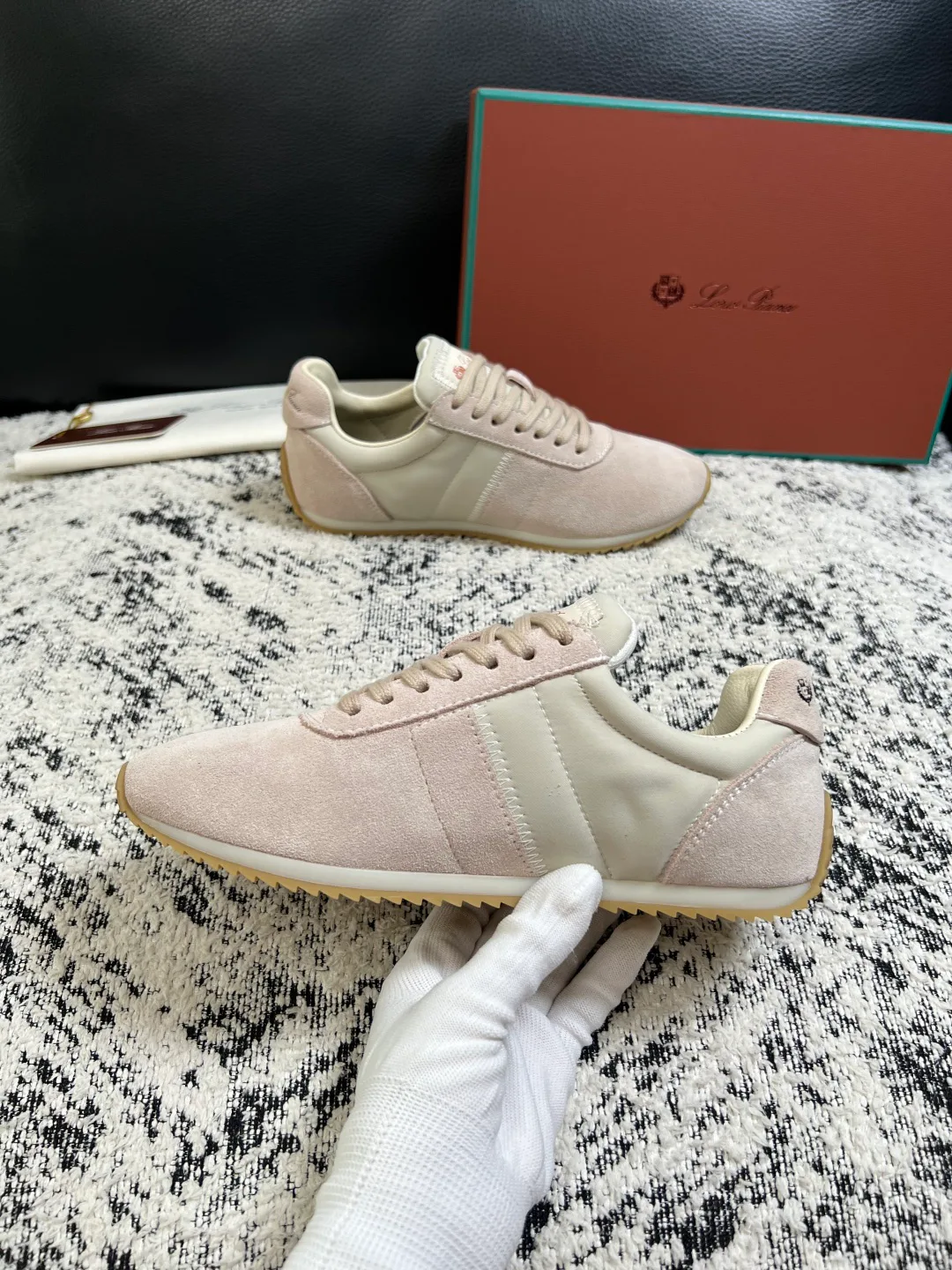 Кроссовки Женские Loro Piana 17715971