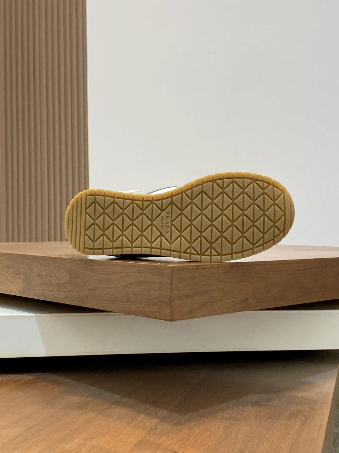 Кроссовки Мужские Prada 1570331