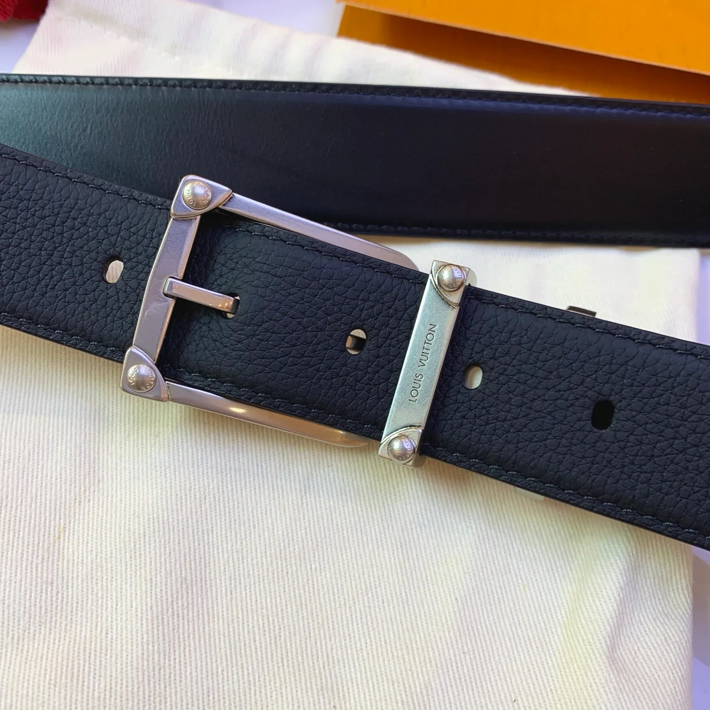 Ремни Louis Vuitton 17638920
