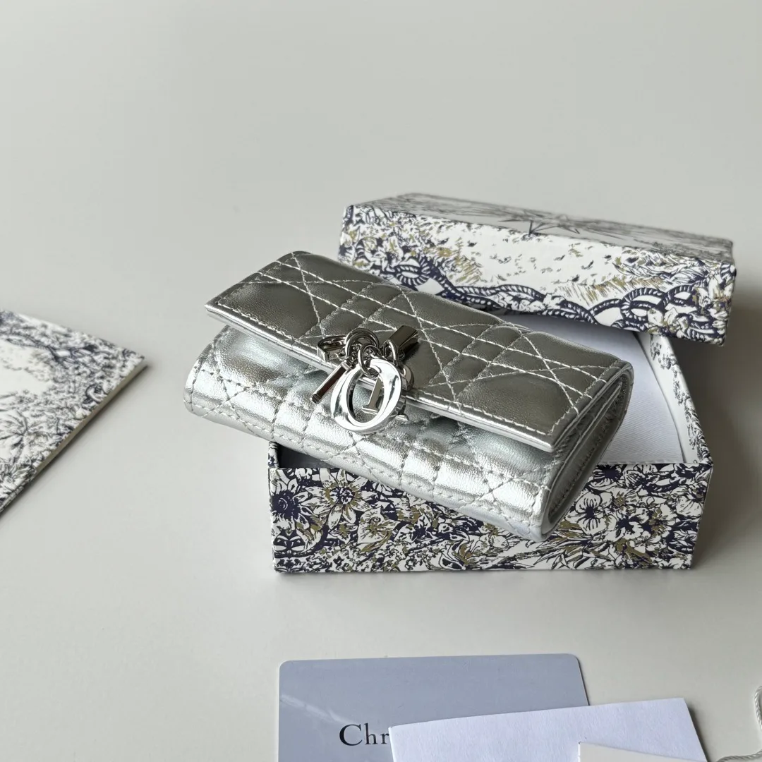 Клатчи Женские Christian Dior 18957132