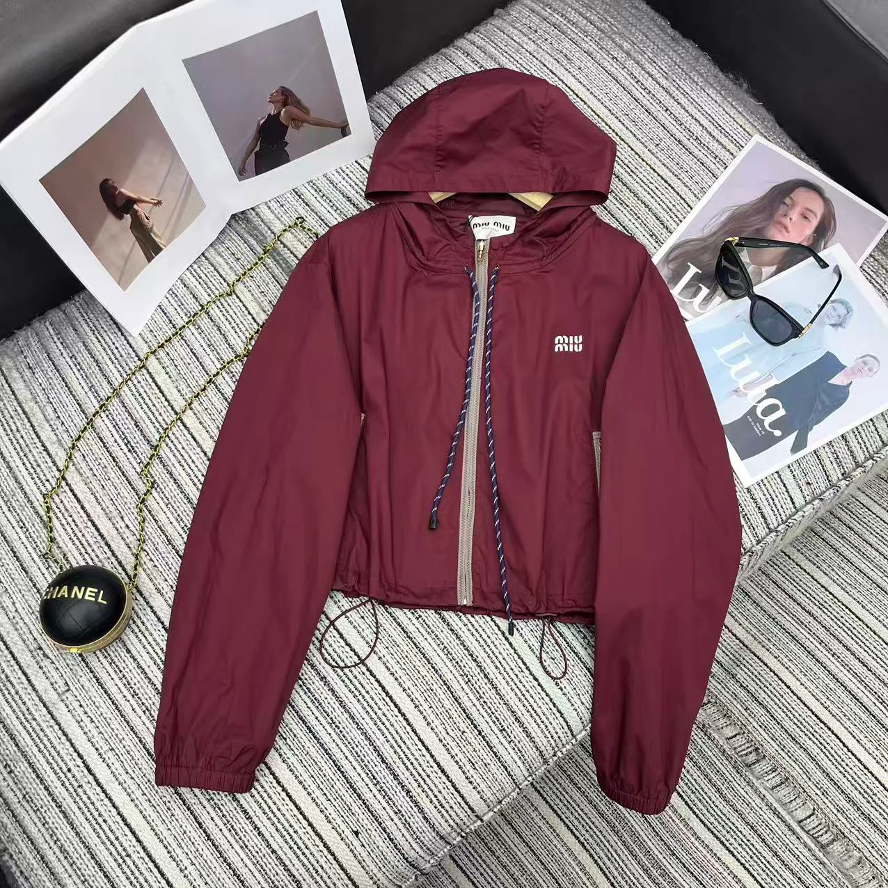 Куртки И Пуховики Женские Miu Miu 3165202