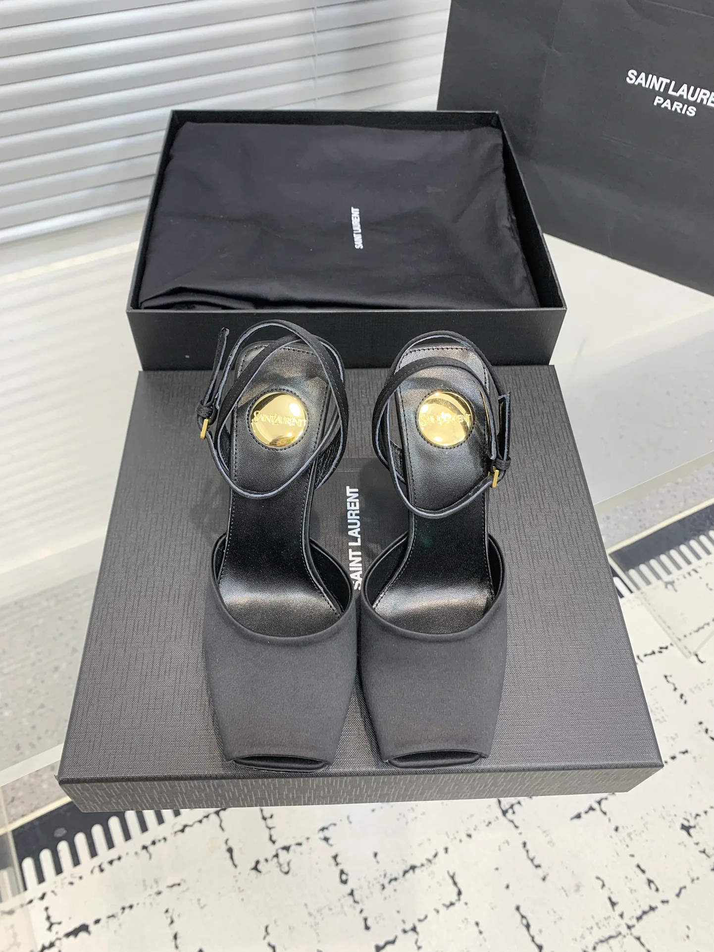 Босоножки Женские Saint Laurent