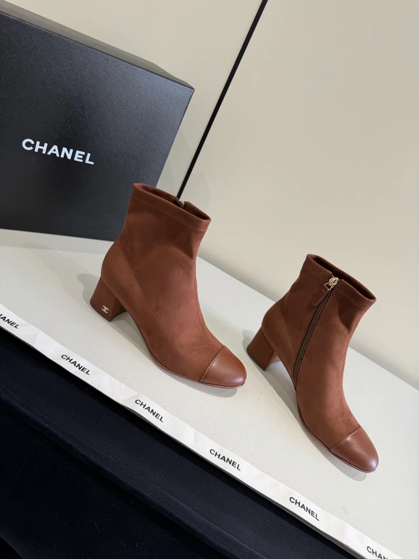 Ботильоны Женские Chanel 19270903
