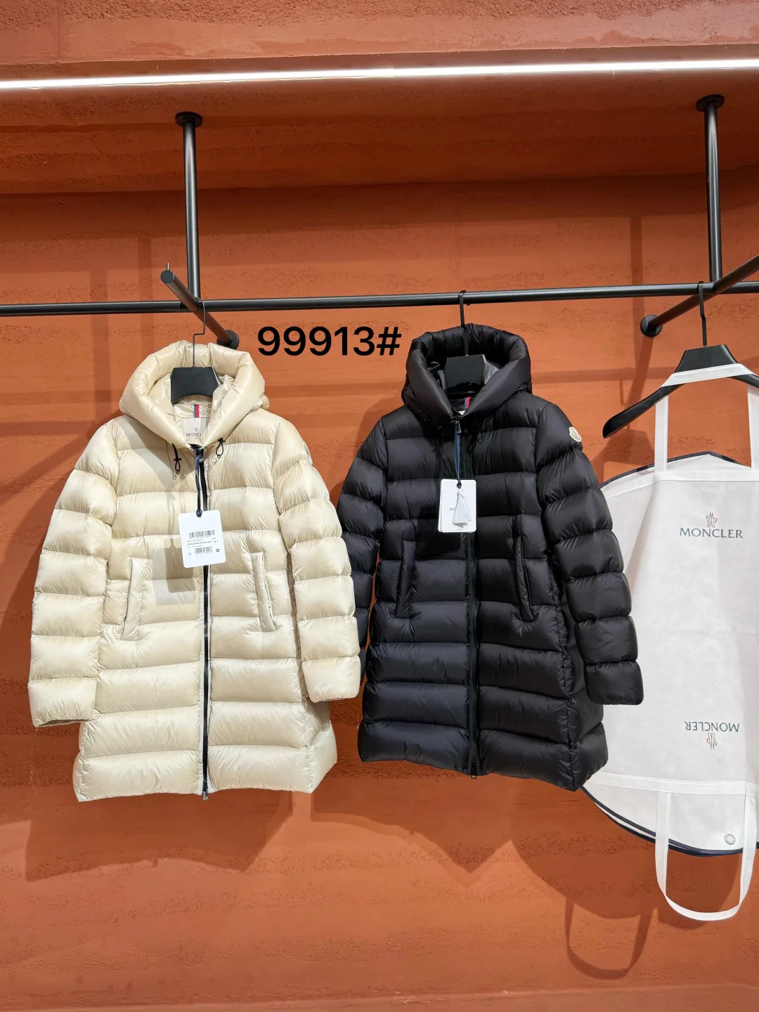 Куртки И Пуховики Женские Moncler 19468300