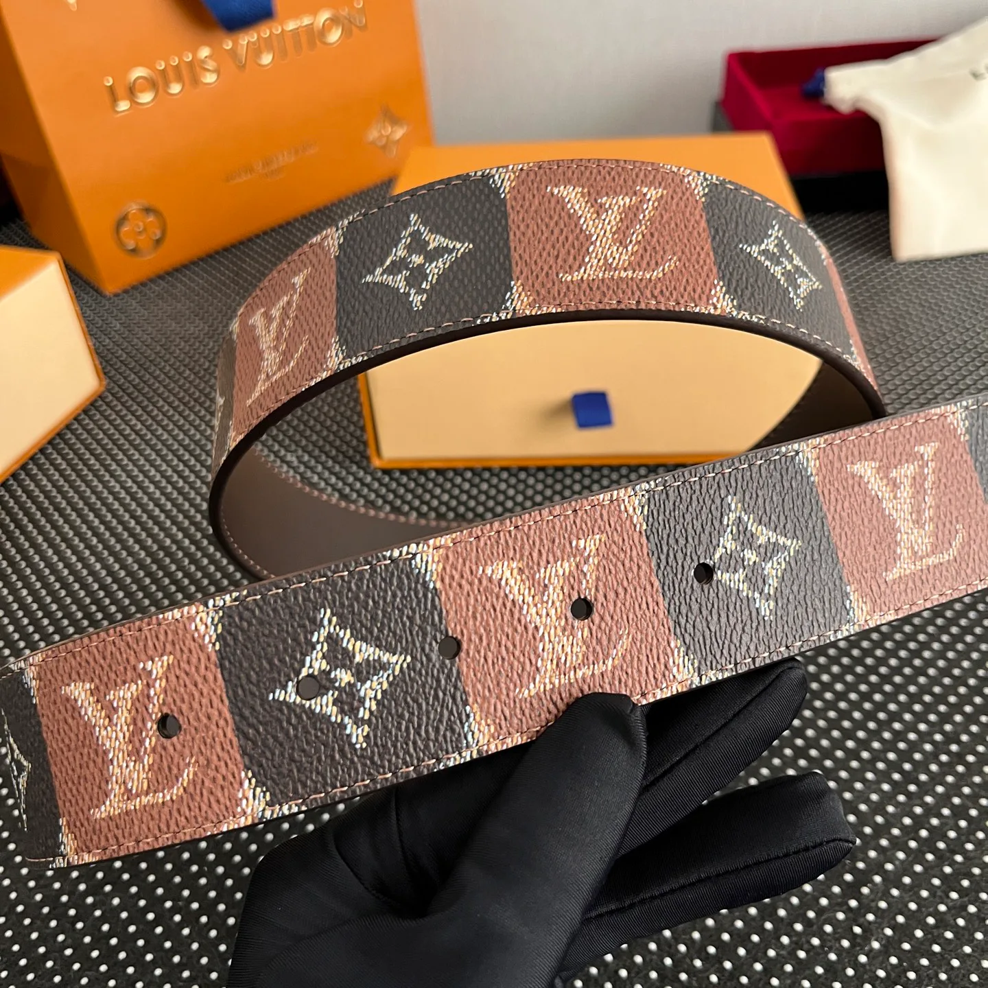 Ремни Louis Vuitton 124144