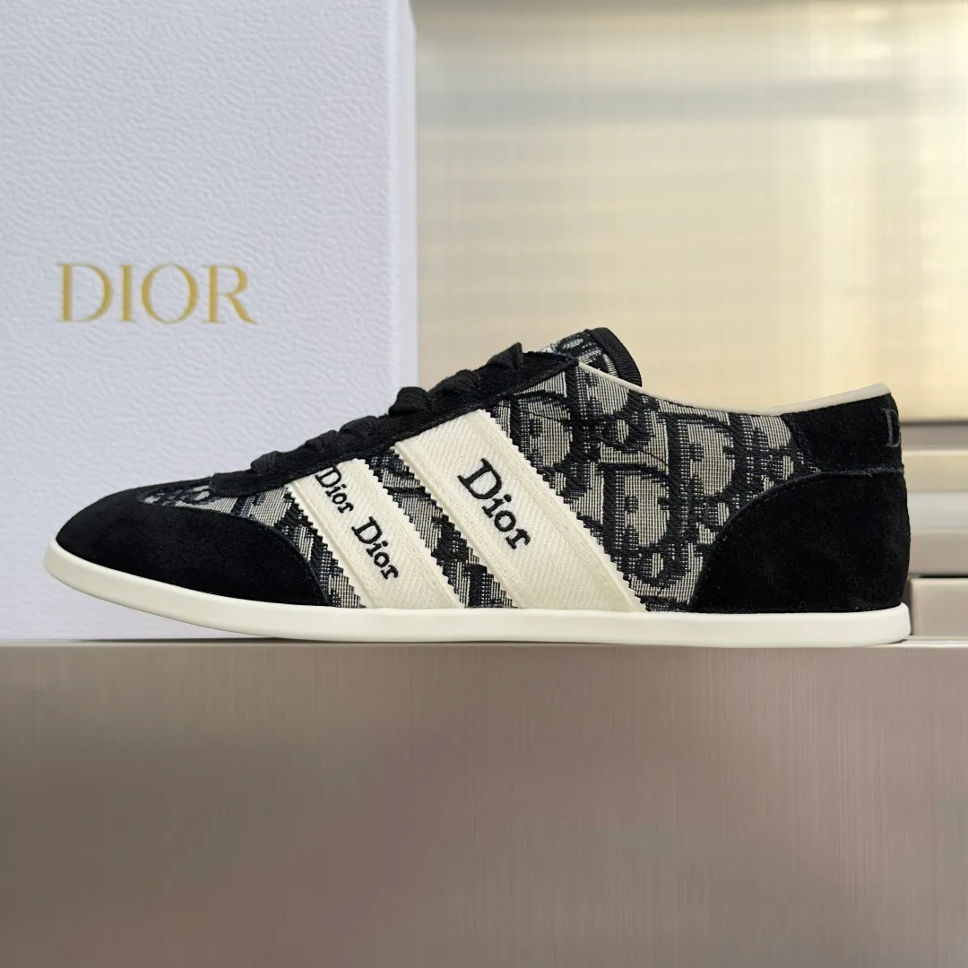 Кроссовки Женские Christian Dior 19779528