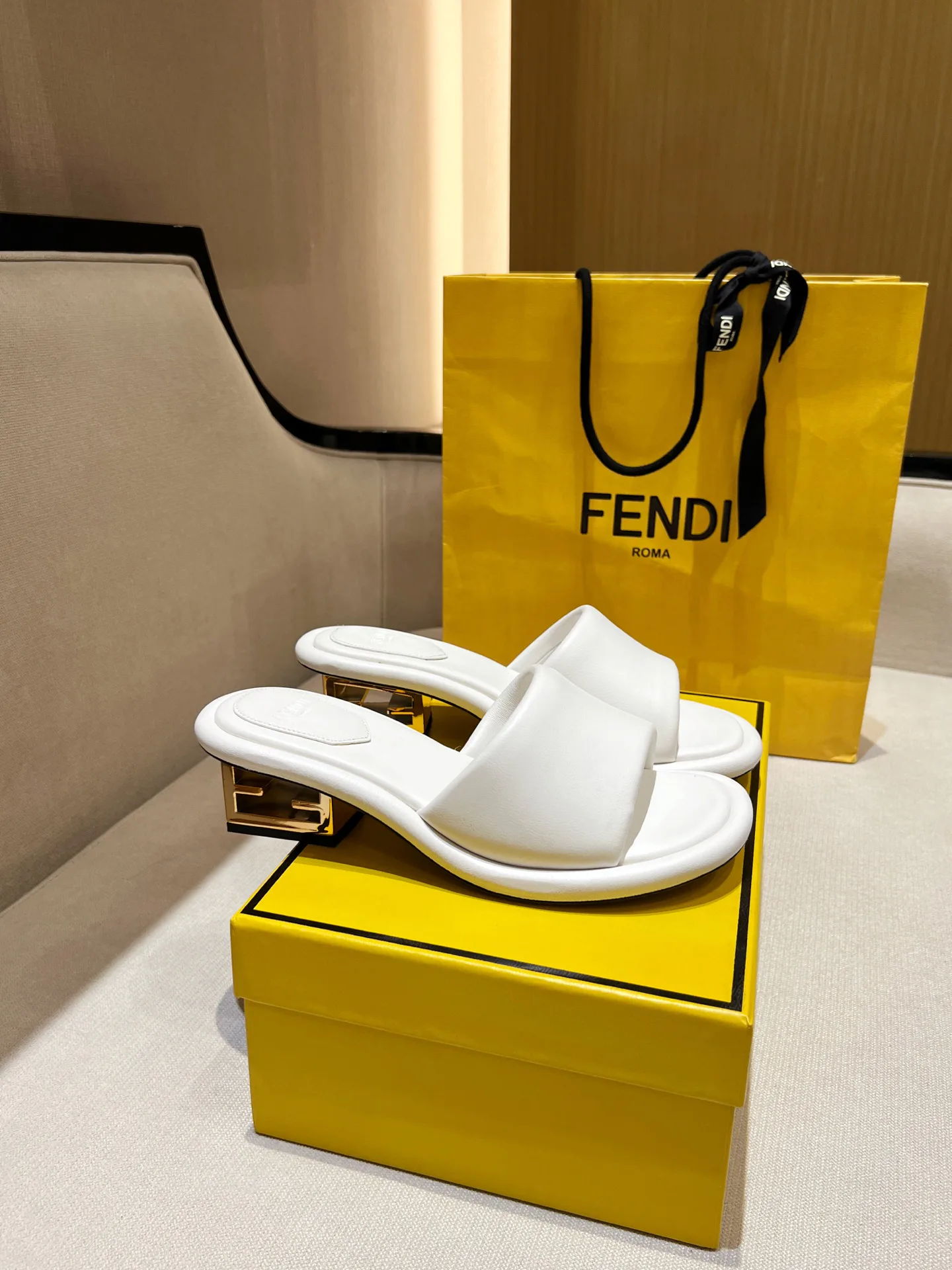 Туфли Женские Fendi 11156792
