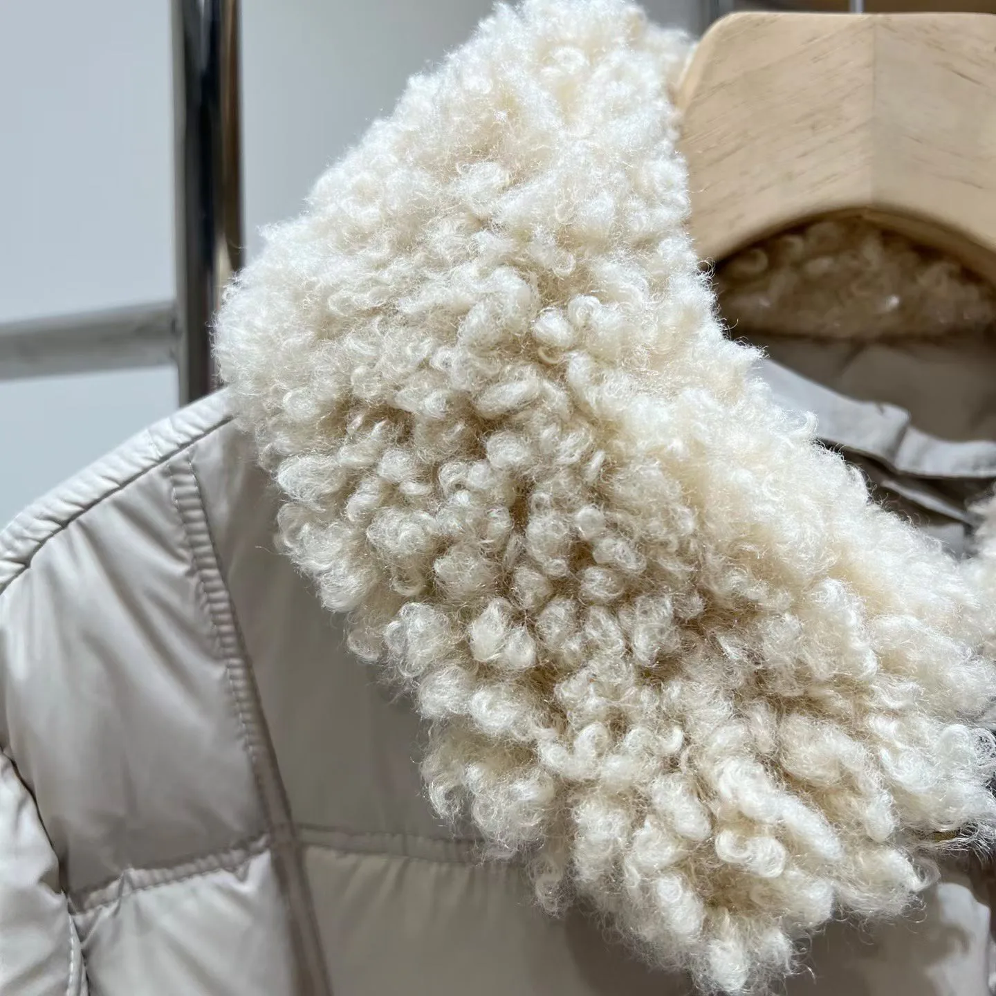 Куртки И Пуховики Женские Moncler 17926937