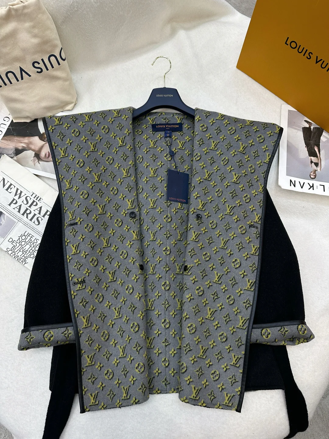 Пальто Женские Louis Vuitton 3532945