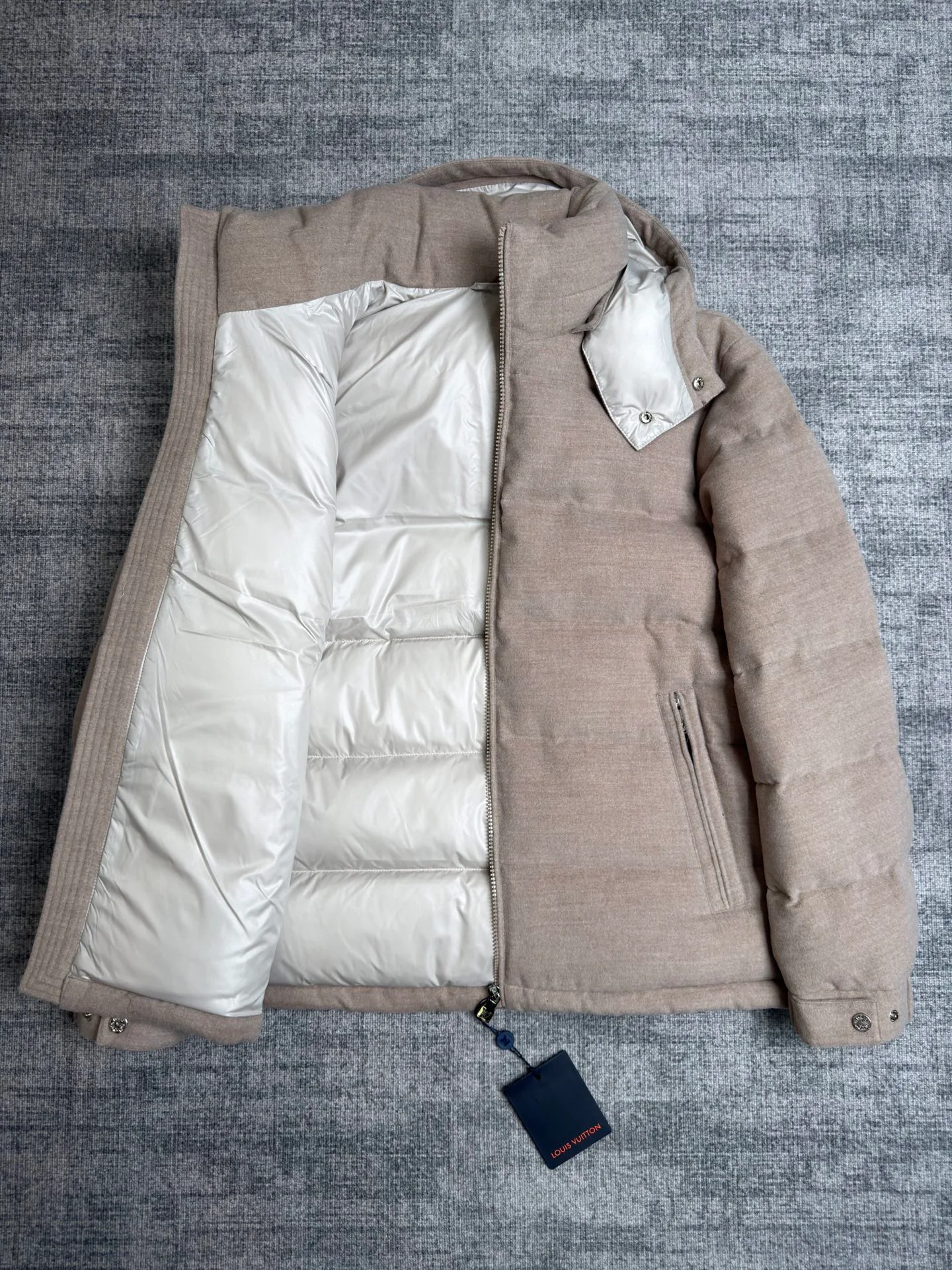 Куртки И Пуховики Мужские Louis Vuitton 18216862