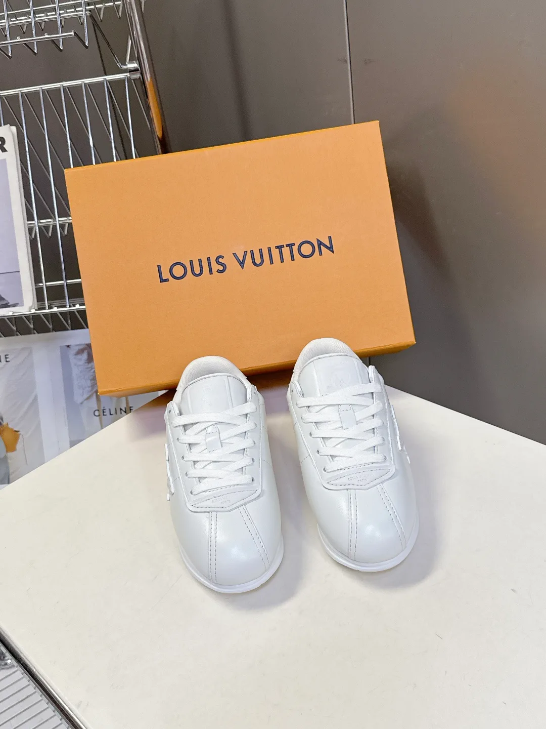 Кроссовки Женские Louis Vuitton 18005433