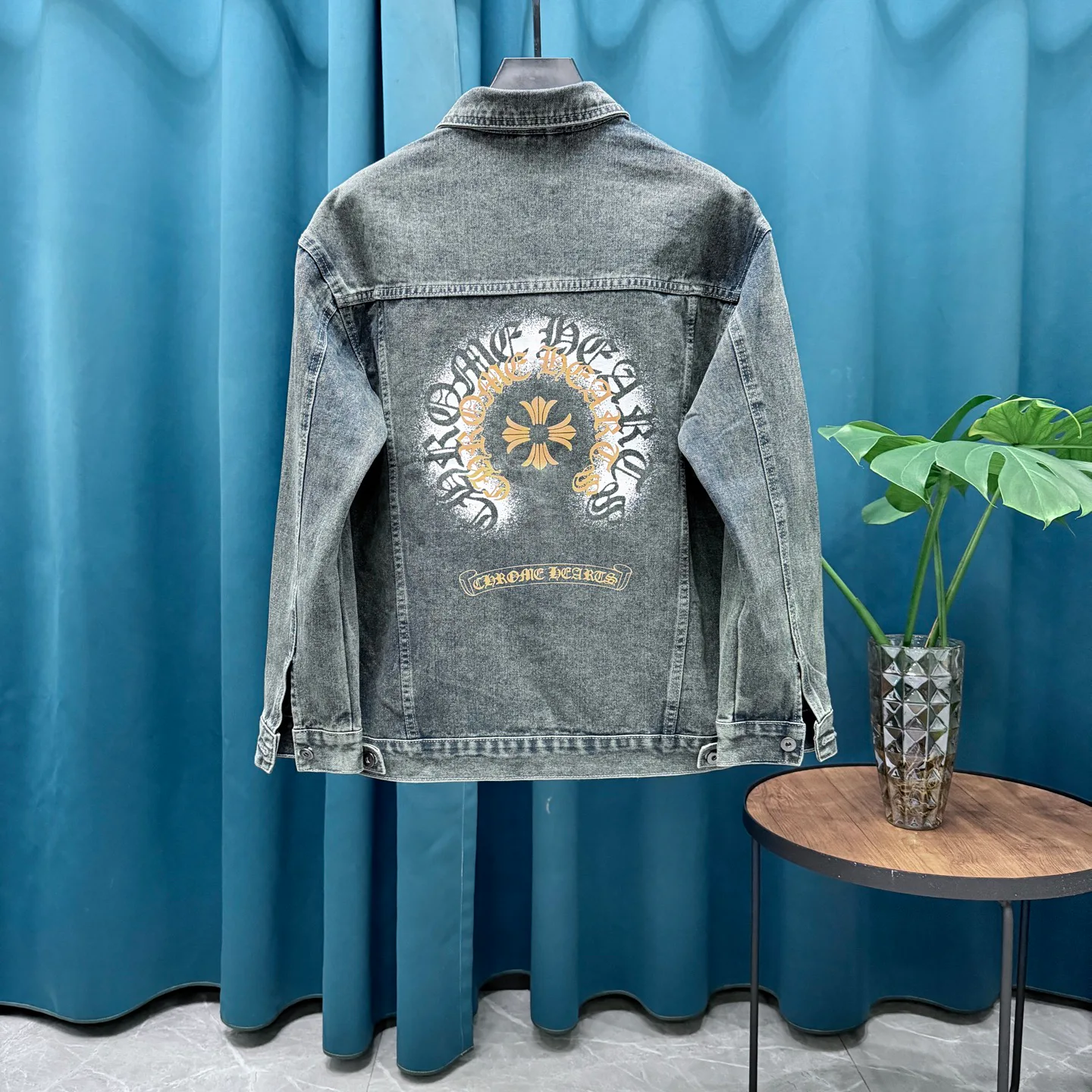 Куртки И Пуховики Женские Chrome Hearts 18597101