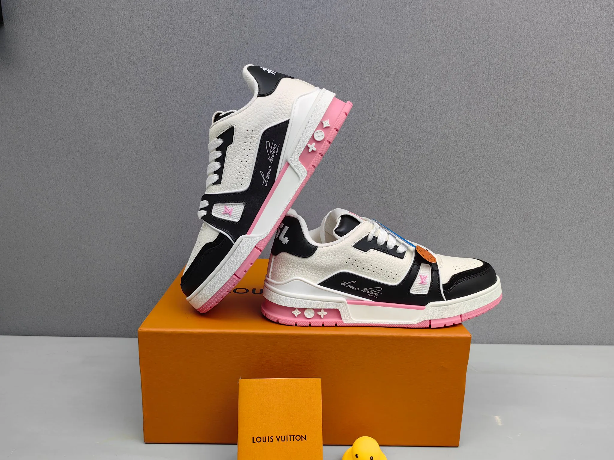 Кроссовки Женские Louis Vuitton 969157