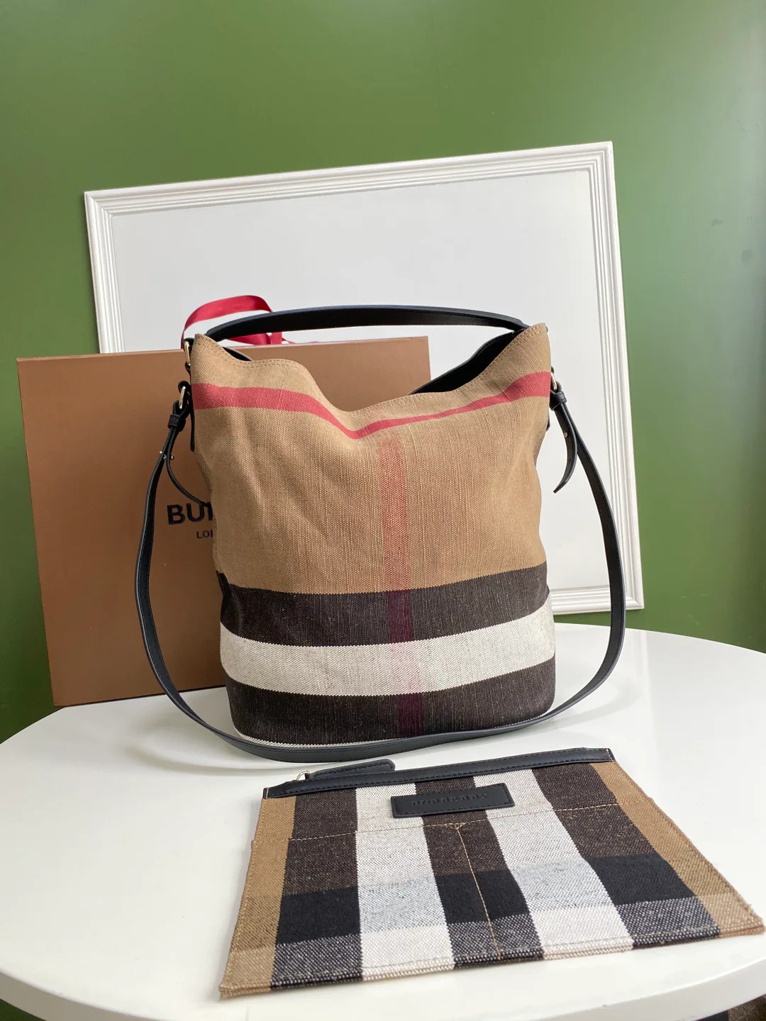 Сумки На Ремне Женские Bottega Veneta 4305175