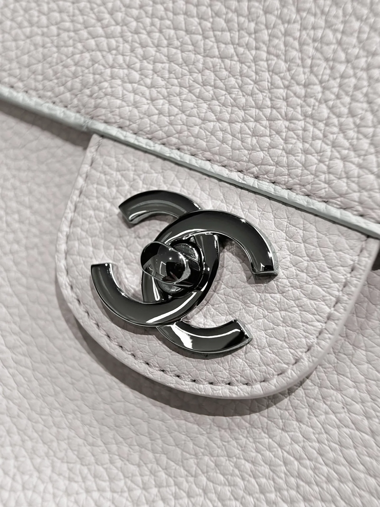 Классические Сумки Женские Chanel 18147987
