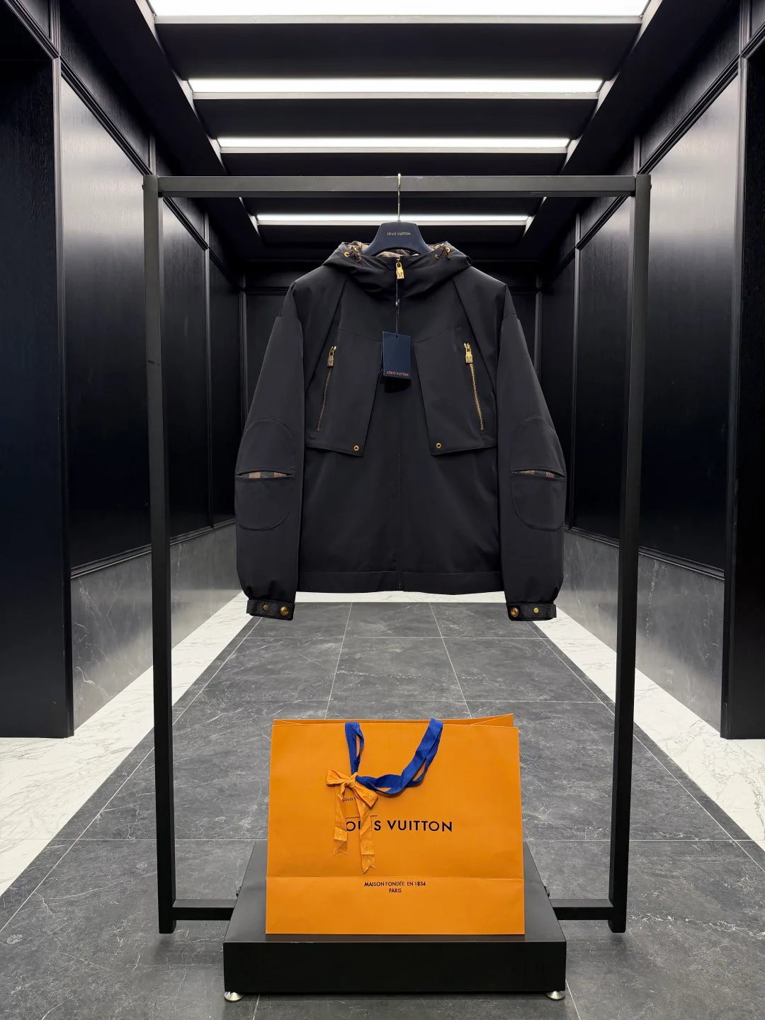 Куртки И Пуховики Мужские Louis Vuitton 250464