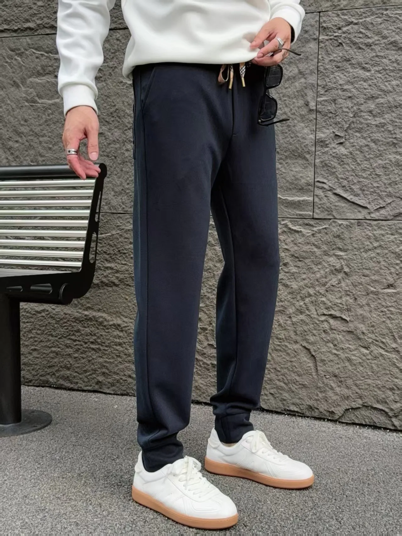 Брюки Женские Burberry 18178469