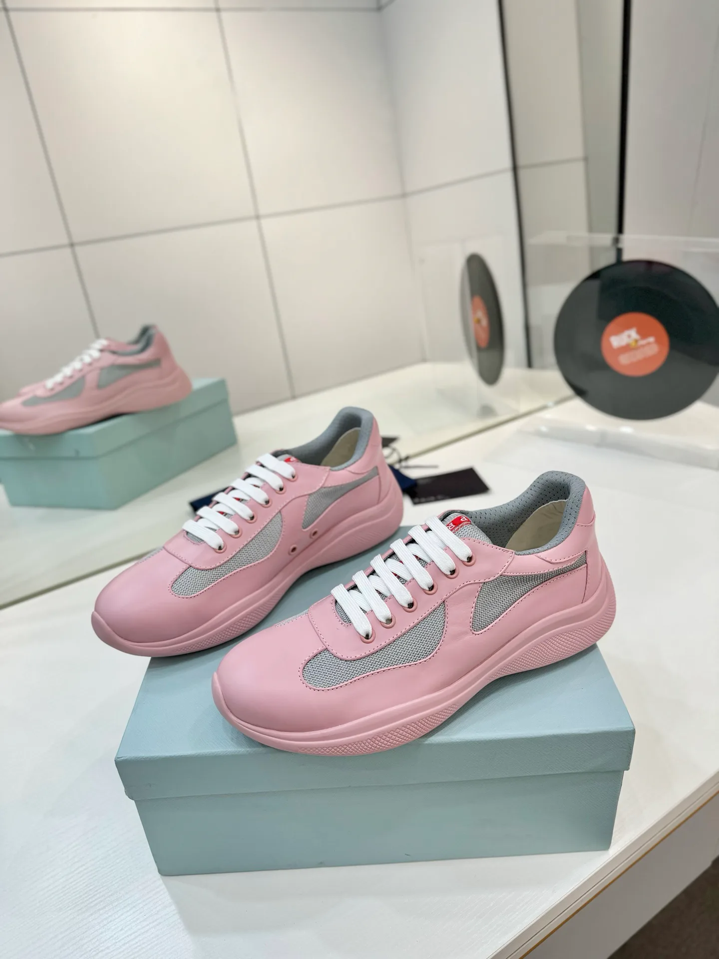 Кроссовки Женские Prada 2019179