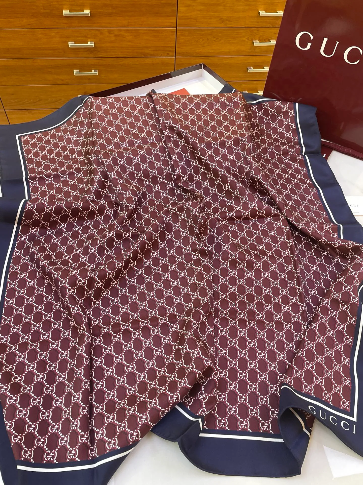 Платки Gucci 10477349