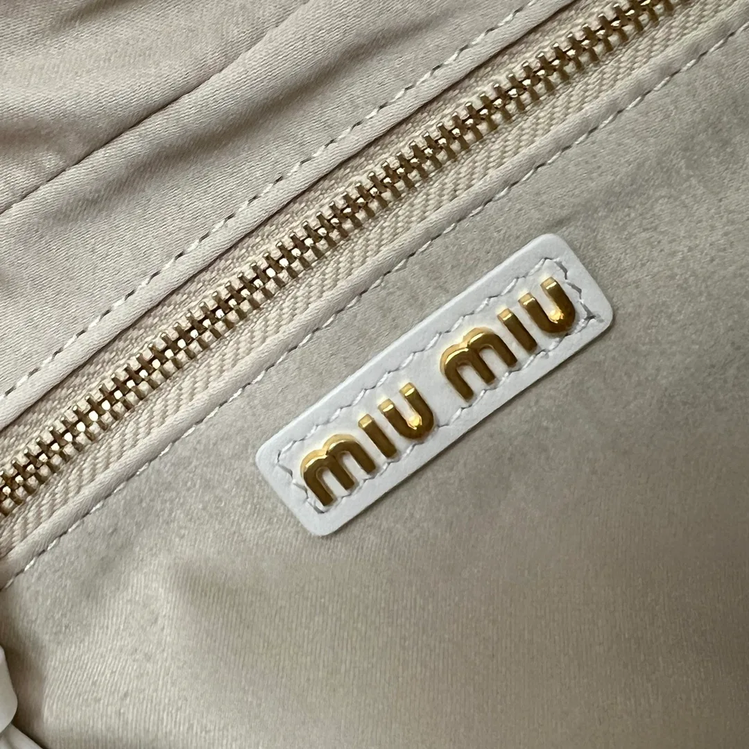 Сумки На Ремне Женские Miu Miu 35684