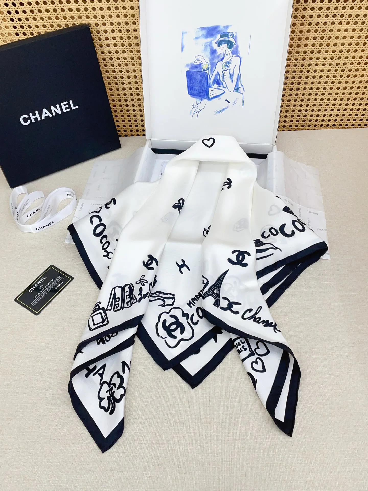 Платки Chanel 13119712