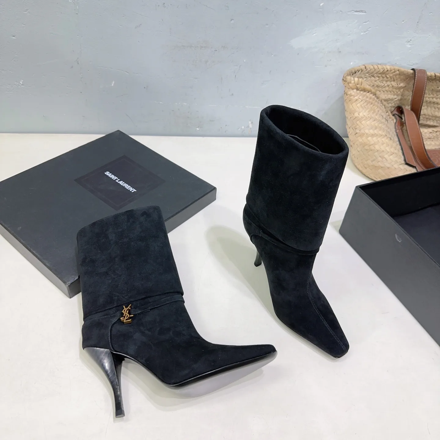 Ботильоны Женские Saint Laurent 19038979