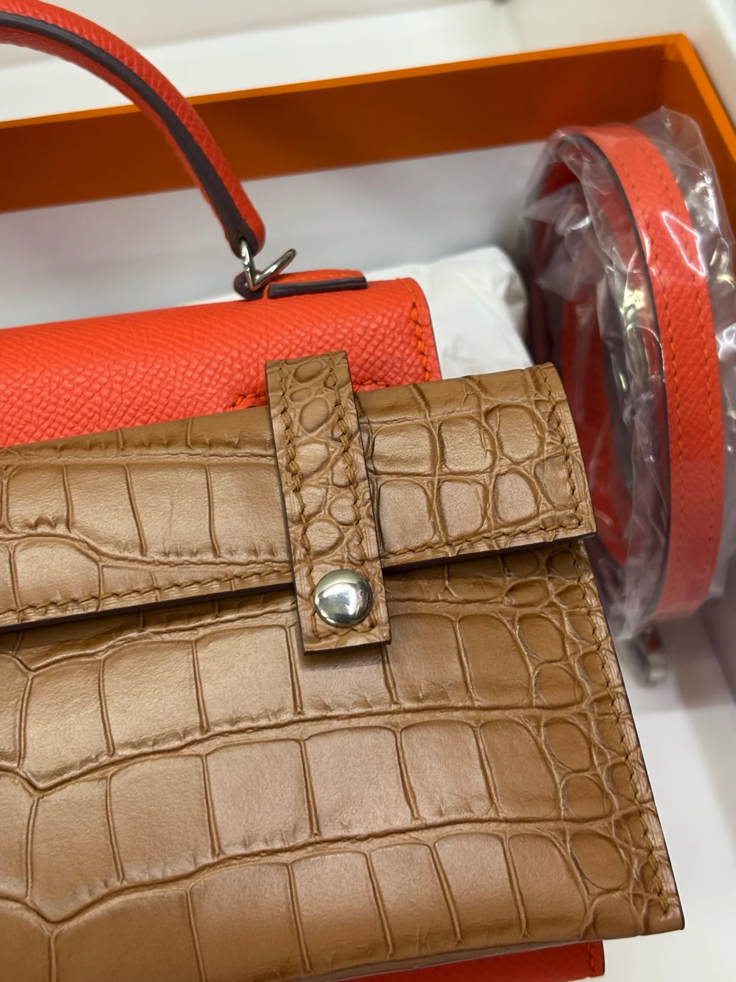 Классические Сумки Женские Hermes 18127214