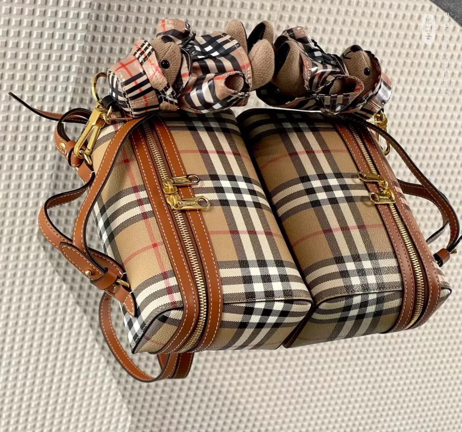 Классические Сумки Женские Burberry 3331825