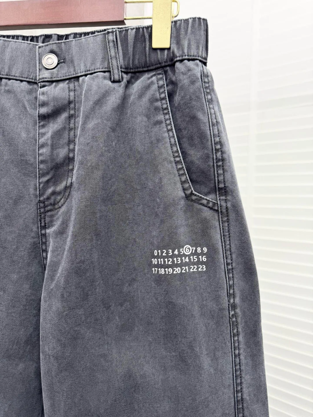Брюки Мужские Maison Margiela 17942111