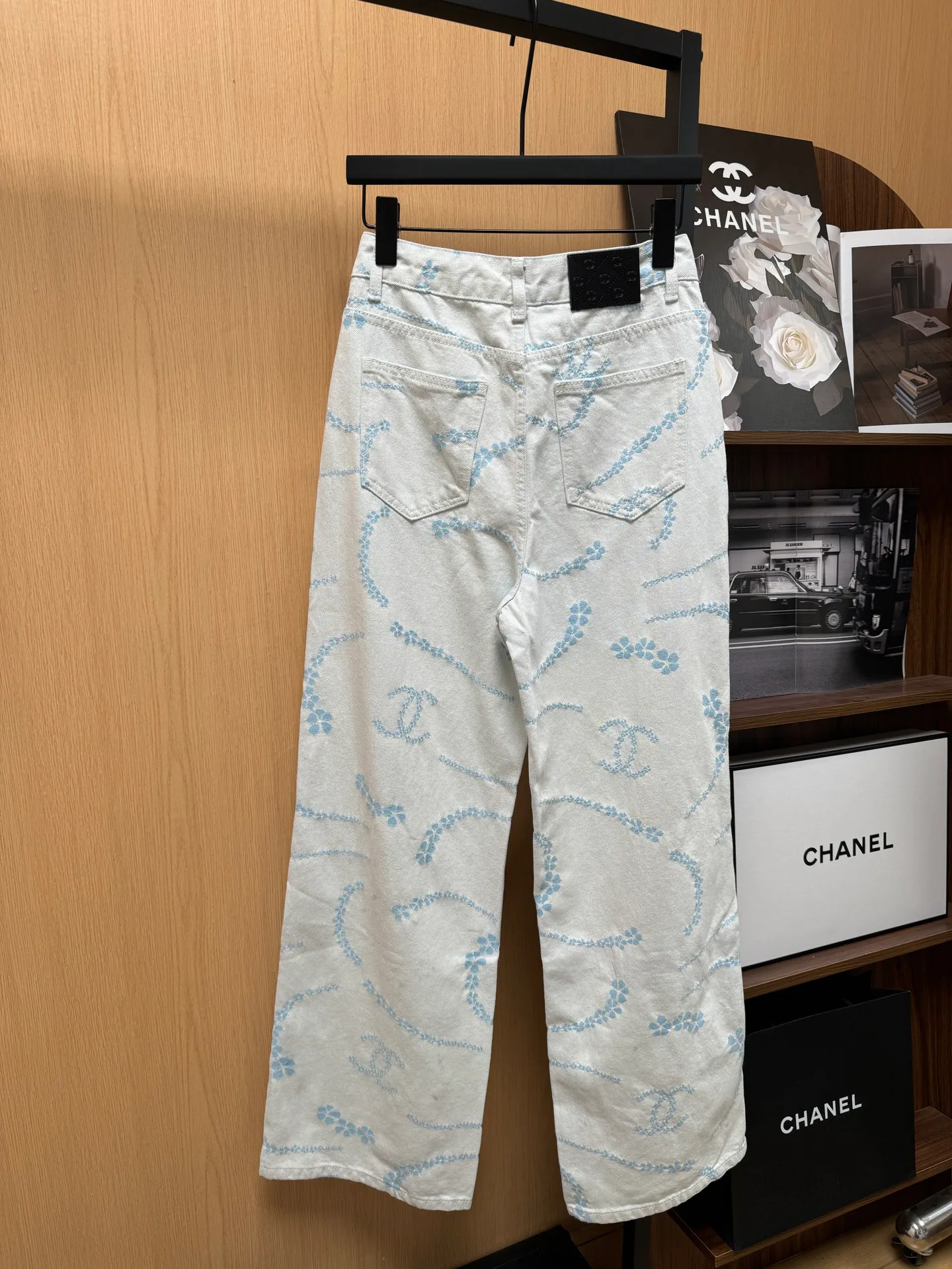 Джинсы Женские Chanel 10380541