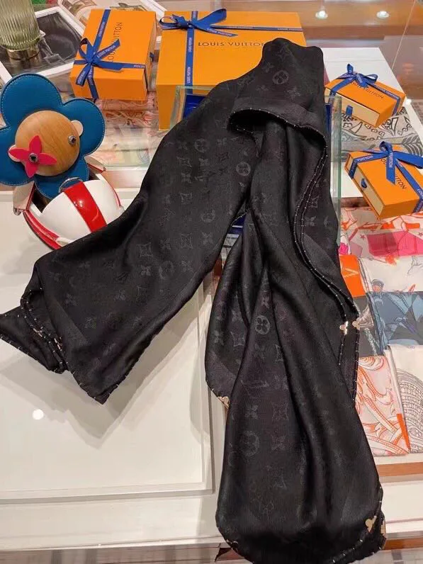 Платки Louis Vuitton 11613648
