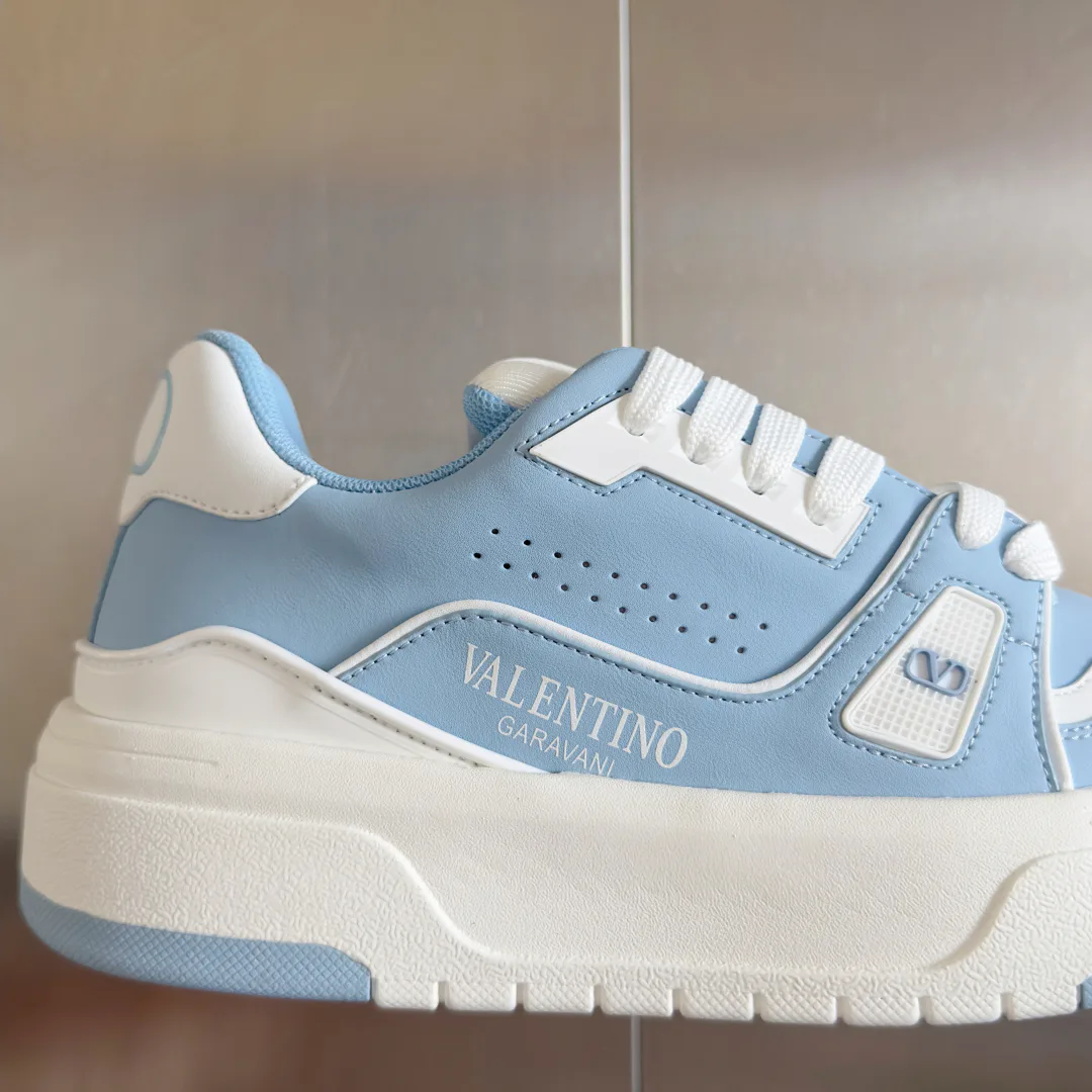 Кроссовки Женские Valentino 162656