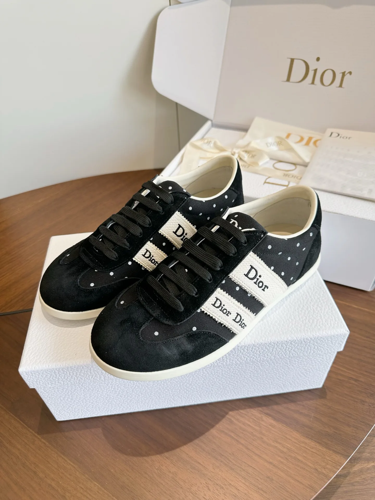 Кроссовки Женские Christian Dior 18443954