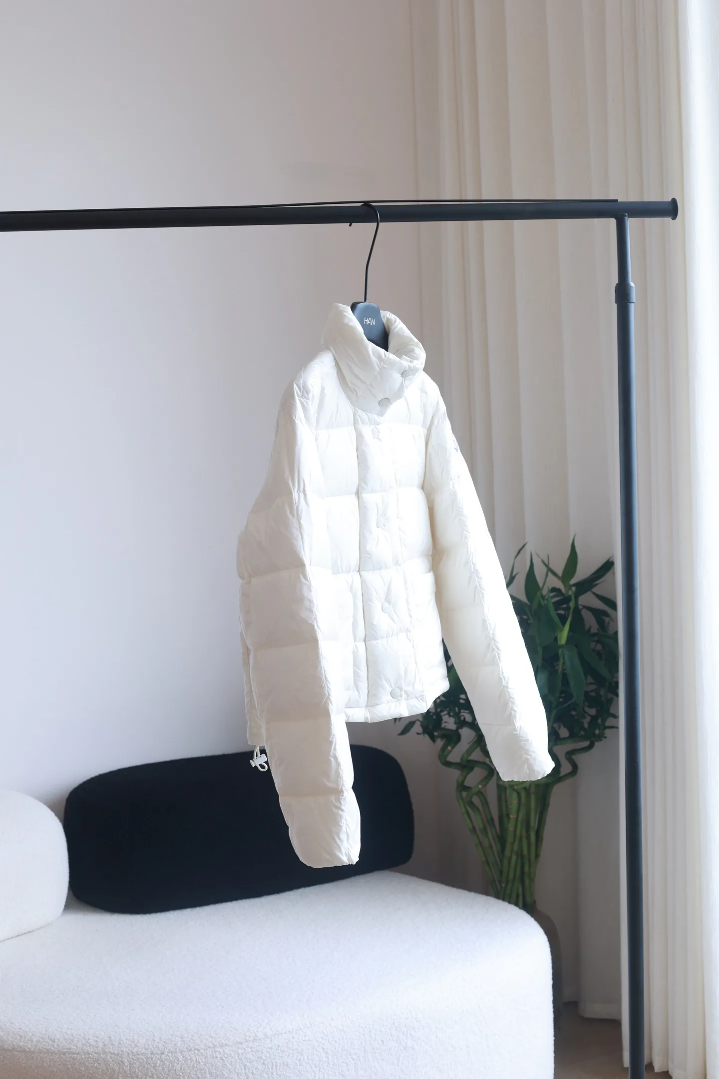 Куртки И Пуховики Женские Moncler 18184518