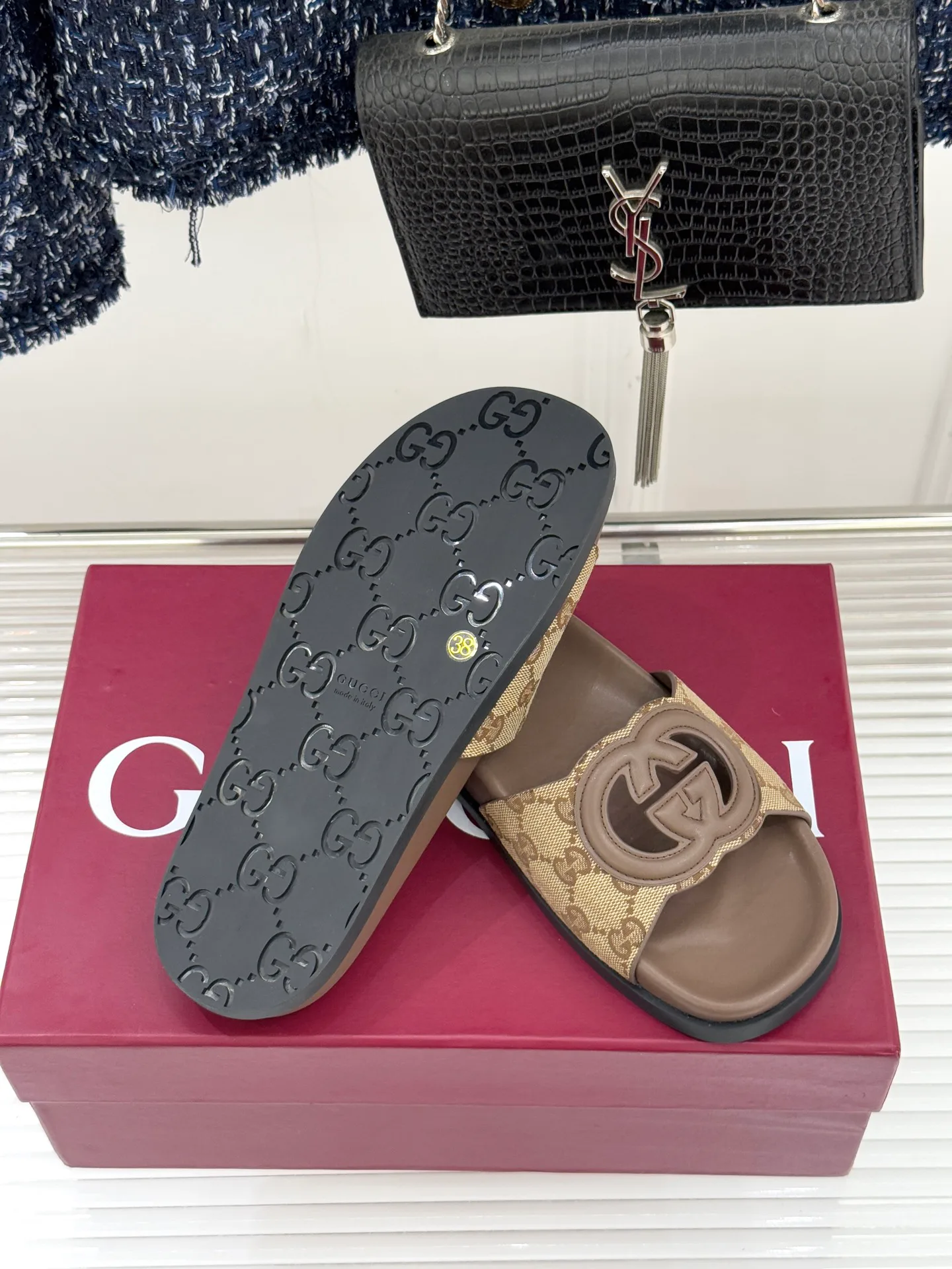 Шлепанцы Женские Gucci 4761373