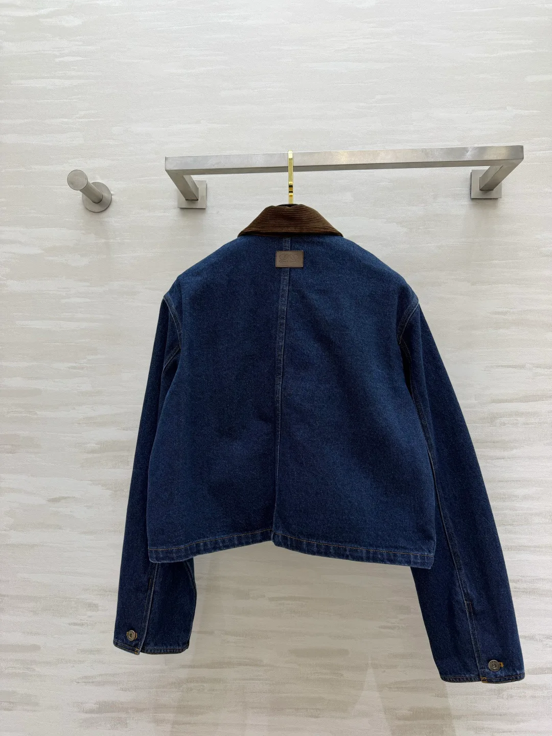 Куртки И Пуховики Женские Loewe 18276669