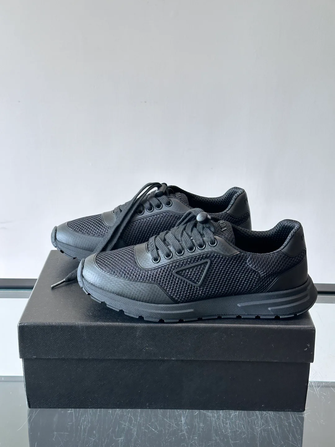 Кроссовки Мужские Prada 17646152