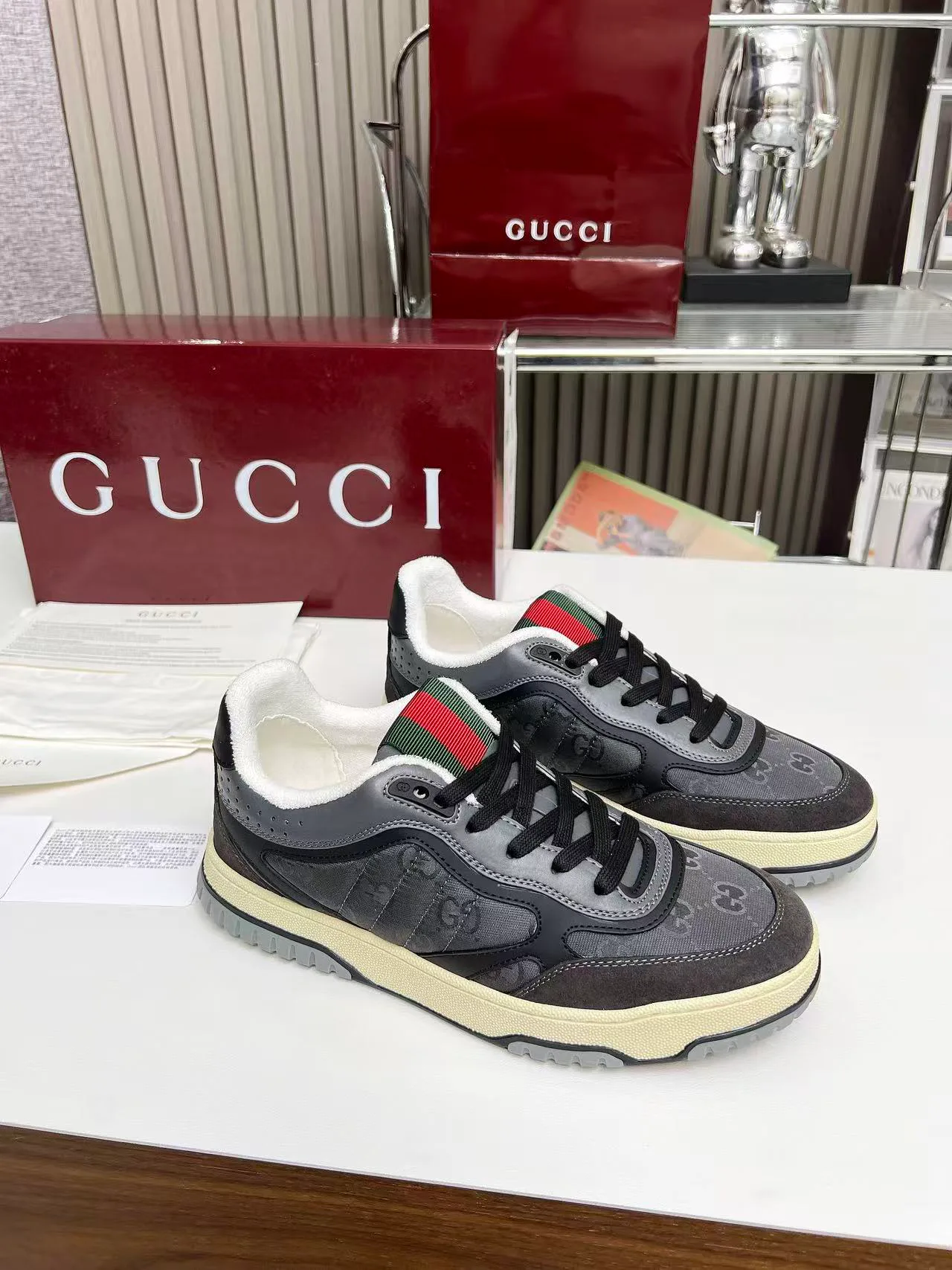 Кроссовки Мужские Gucci 17620420