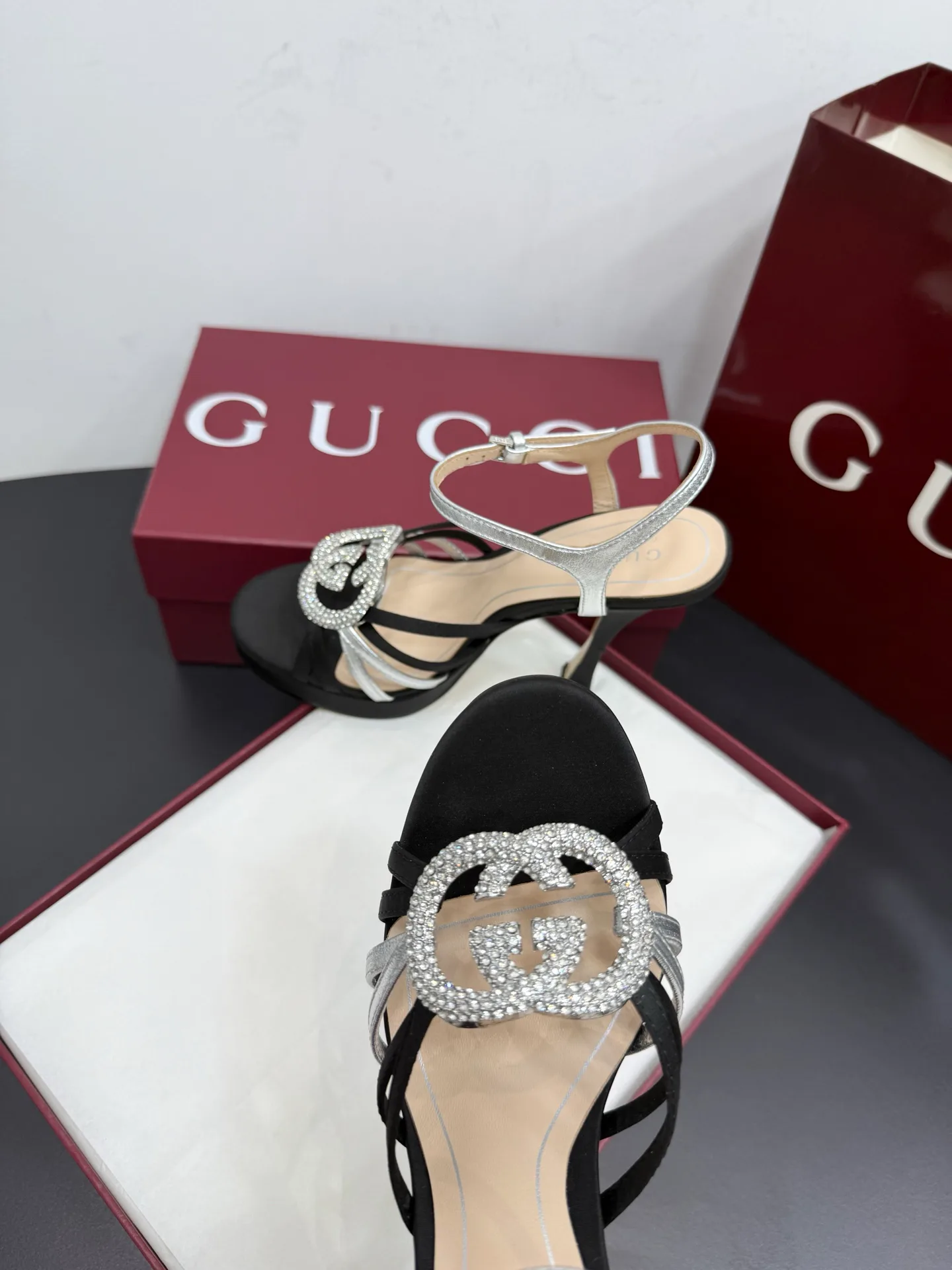 Босоножки Женские Gucci 457926