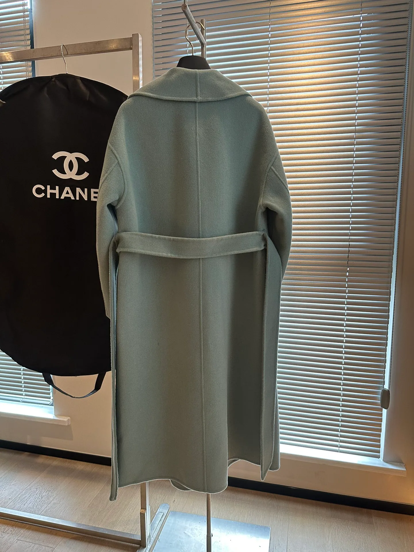 Пальто Женские Chanel 11425376