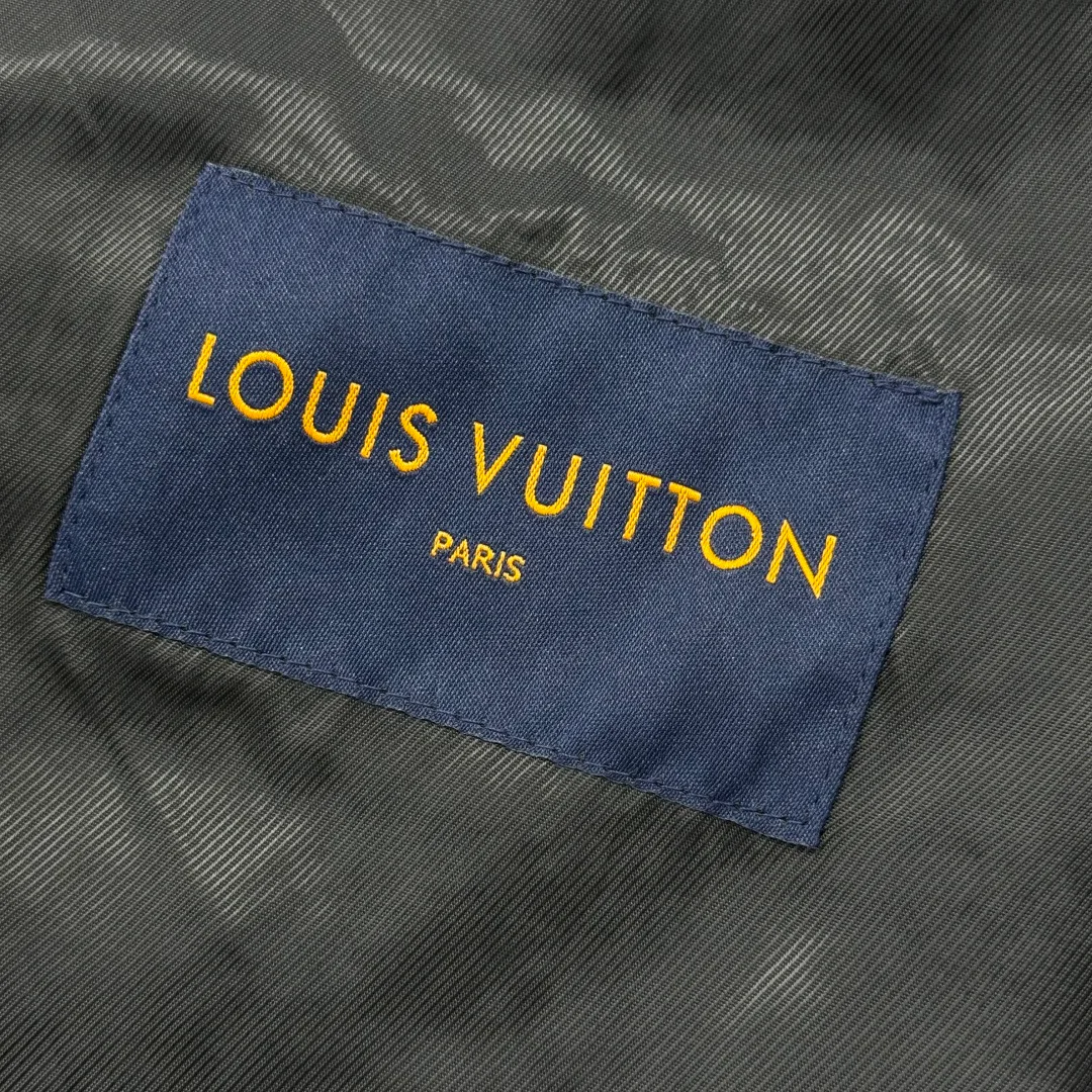 Куртки И Пуховики Мужские Louis Vuitton 1572065