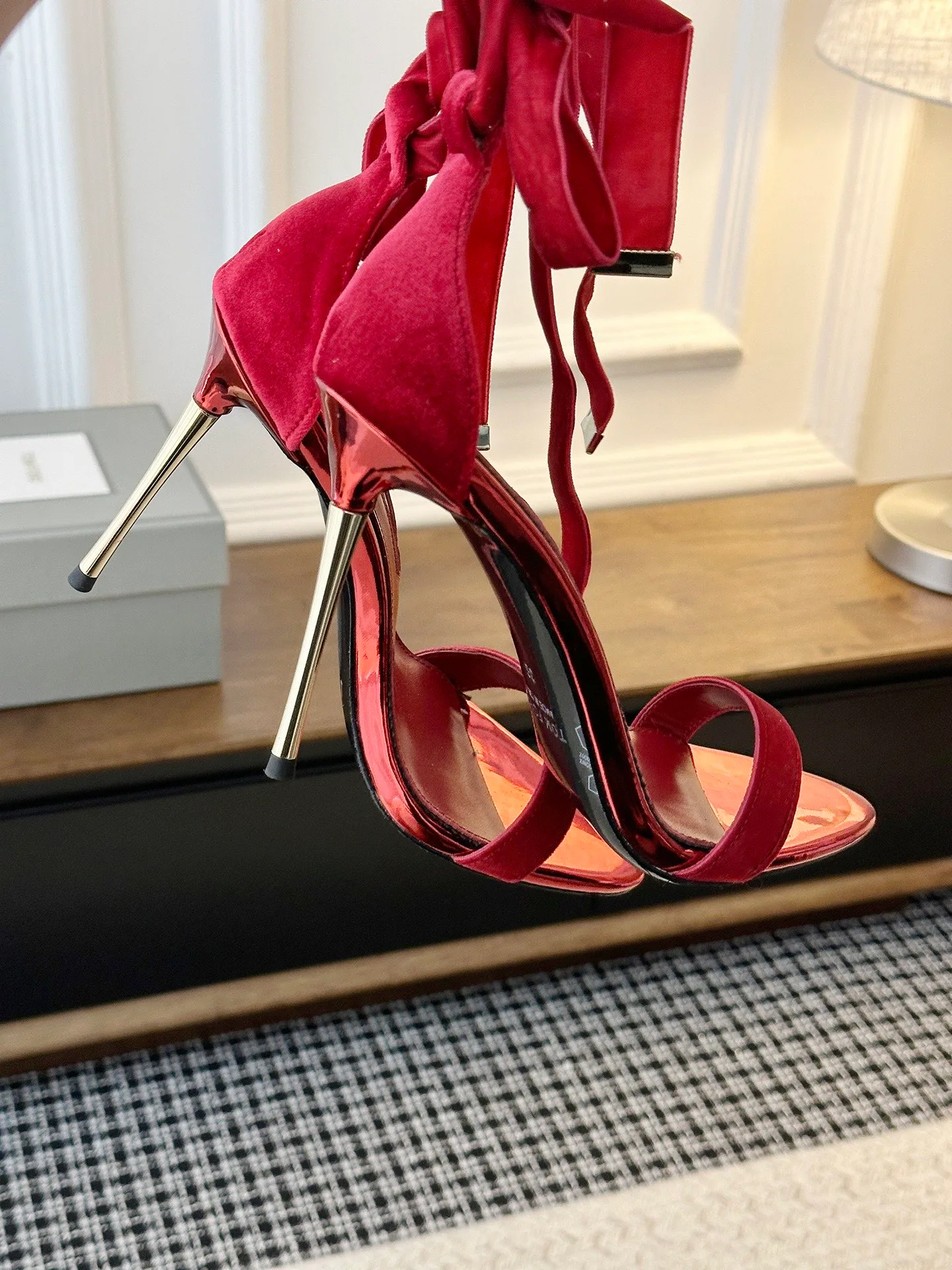 Босоножки Женские Tom Ford 11194383