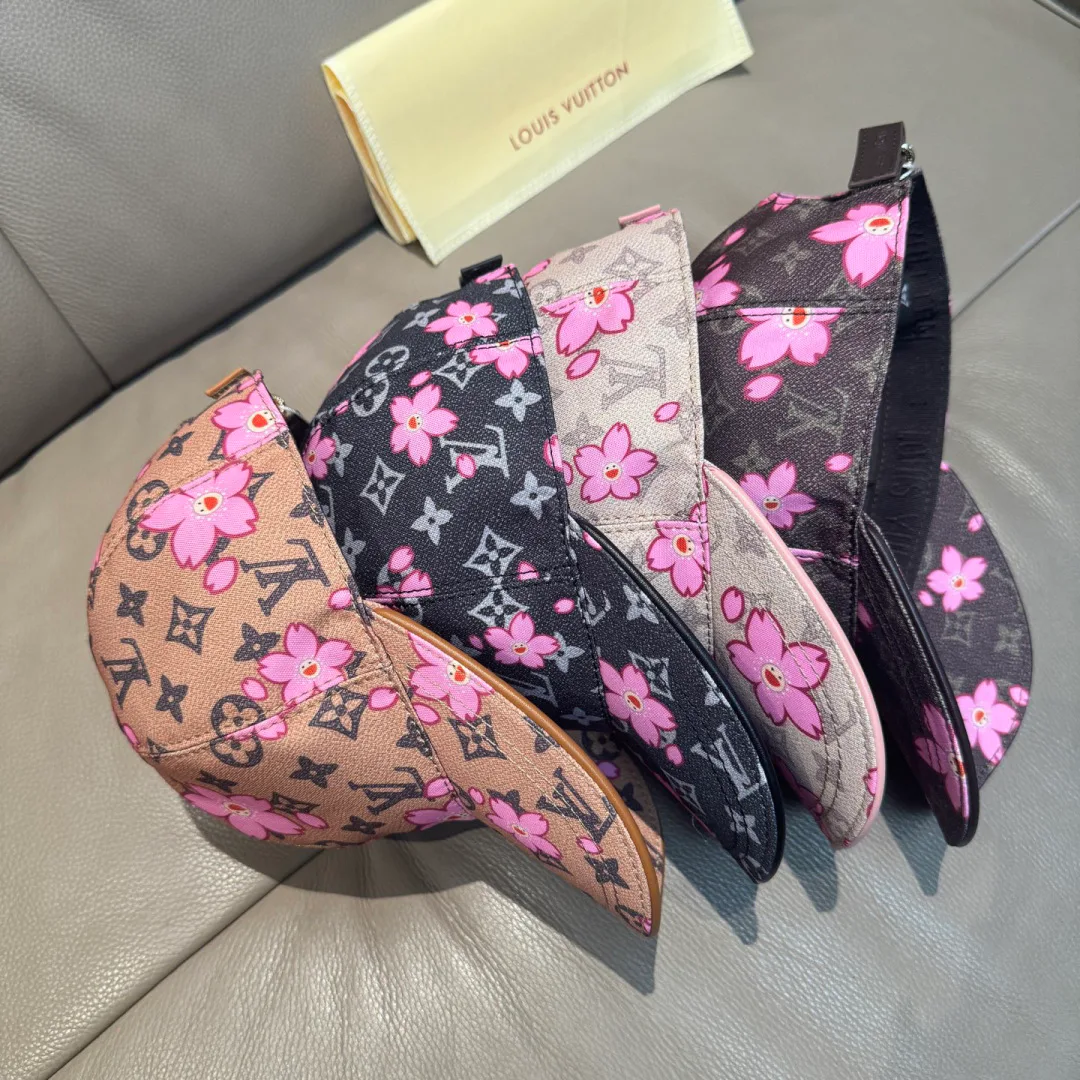 Головные Уборы Louis Vuitton 11529581